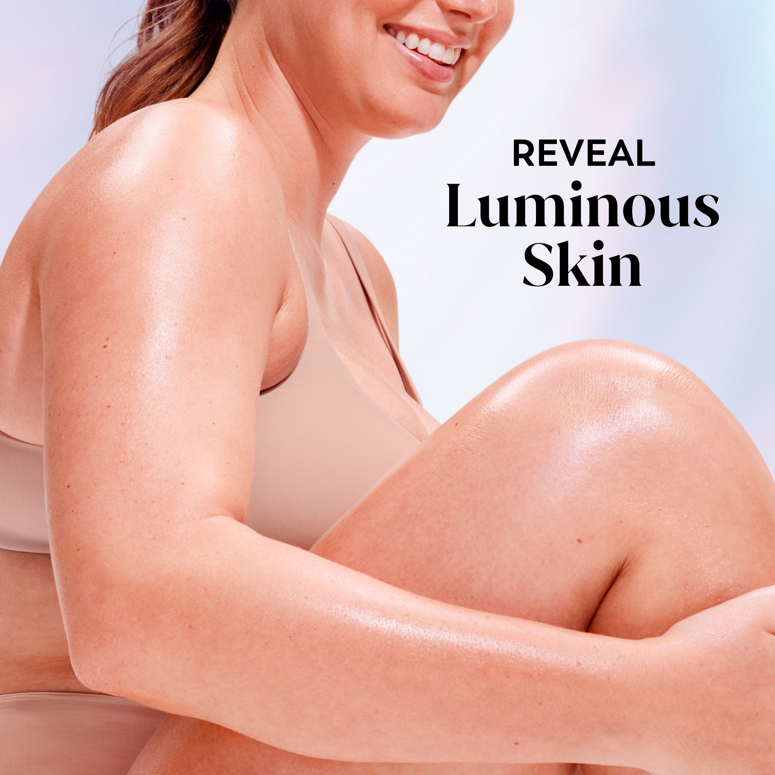 Model posing. Reveal luminous skin. Model posing. Reveal luminous skin.