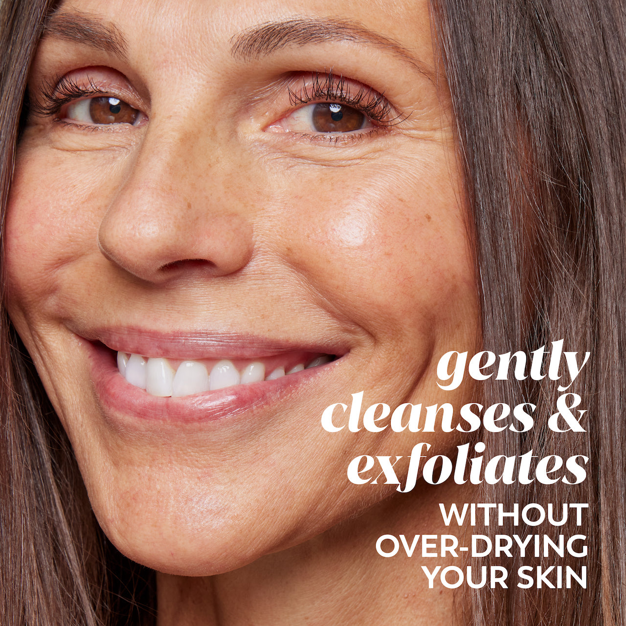 Model posing. Gently cleanses and exfoliates without over drying your skin Model posing. Gently cleanses and exfoliates without over drying your skin