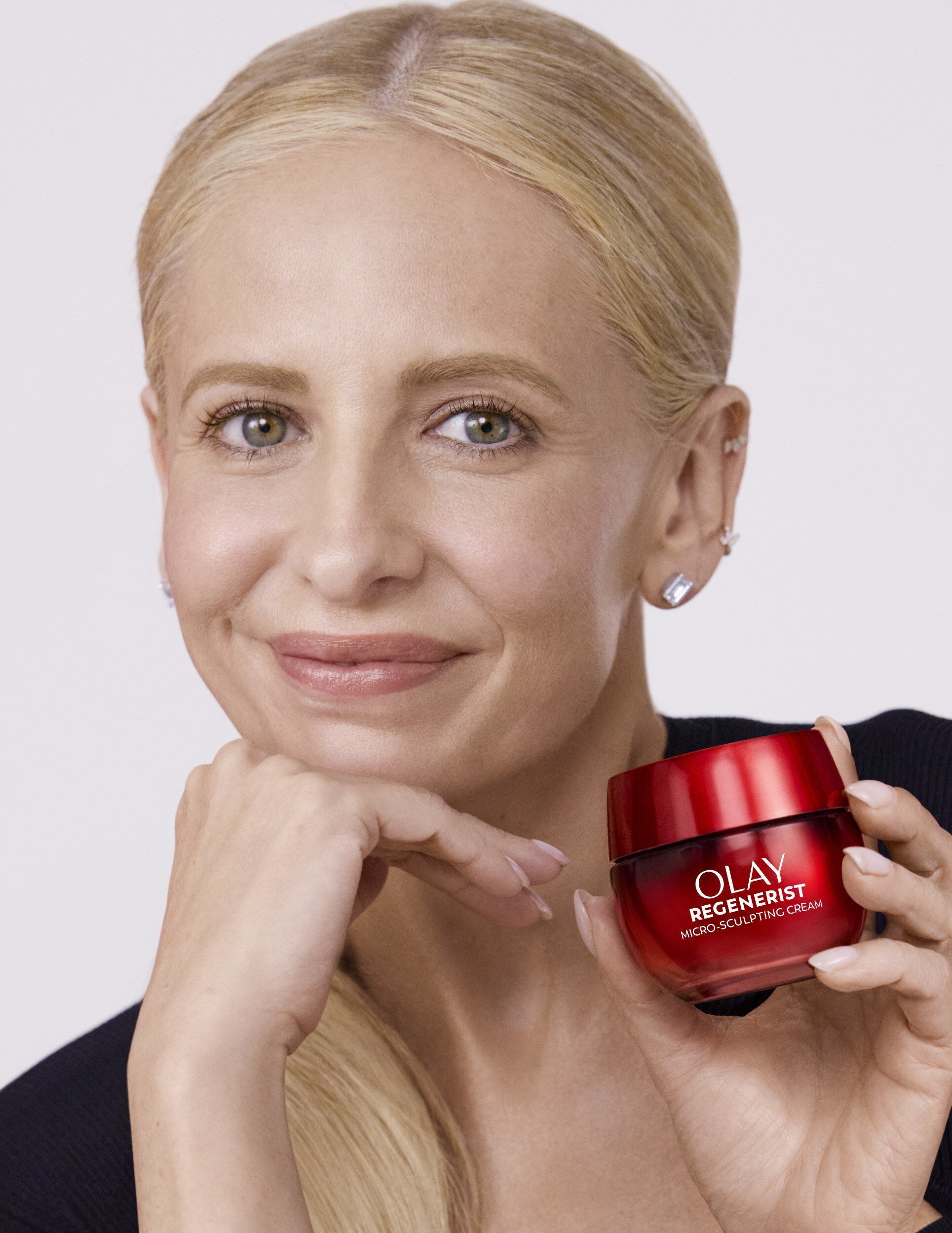 ボディ・フェイスケア MS-30N Sarah Michelle Gellar Partners with Olay to Introduce New Micro