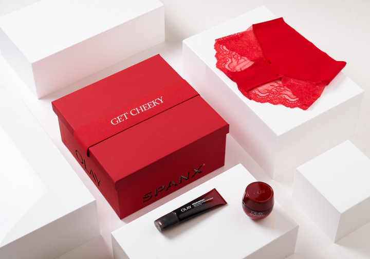 We’ve teamed up with another iconic brand to bring you an exclusive deal. Sign-up to be notified when this limited quantity, confidence-boosting bundle goes live next week. 