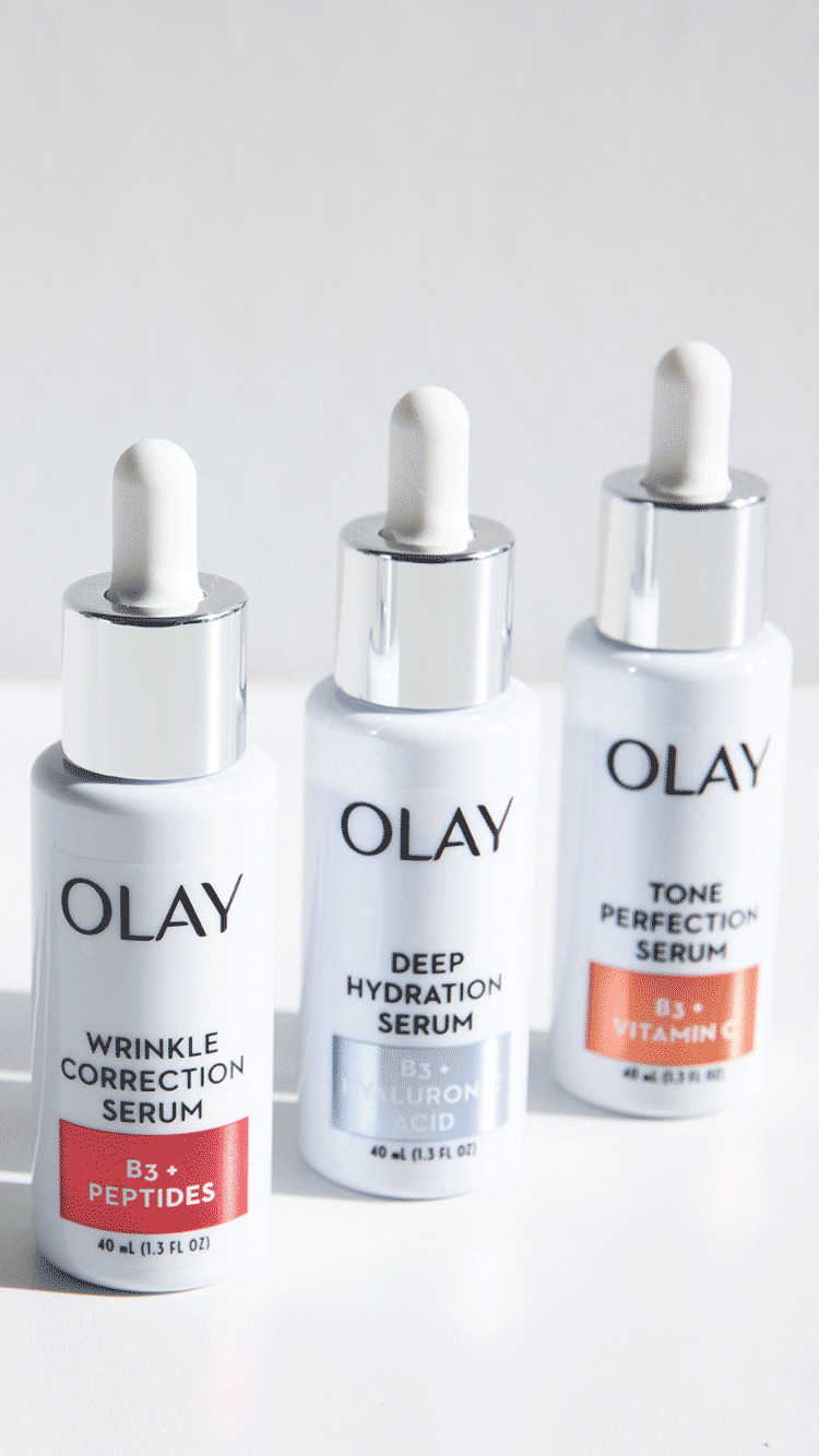 Serums With Vitamin B3+ Vitamin C, Hyaluronic Acid, Peptides OLAY